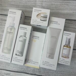 MIXSOON skincare set
